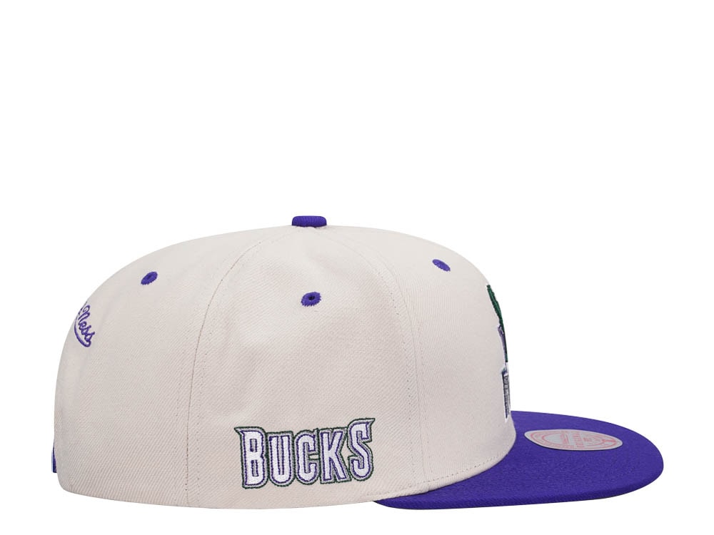 Mitchell & Ness Milwaukee Bucks Sail Off White Two Tone Snapback Casquette