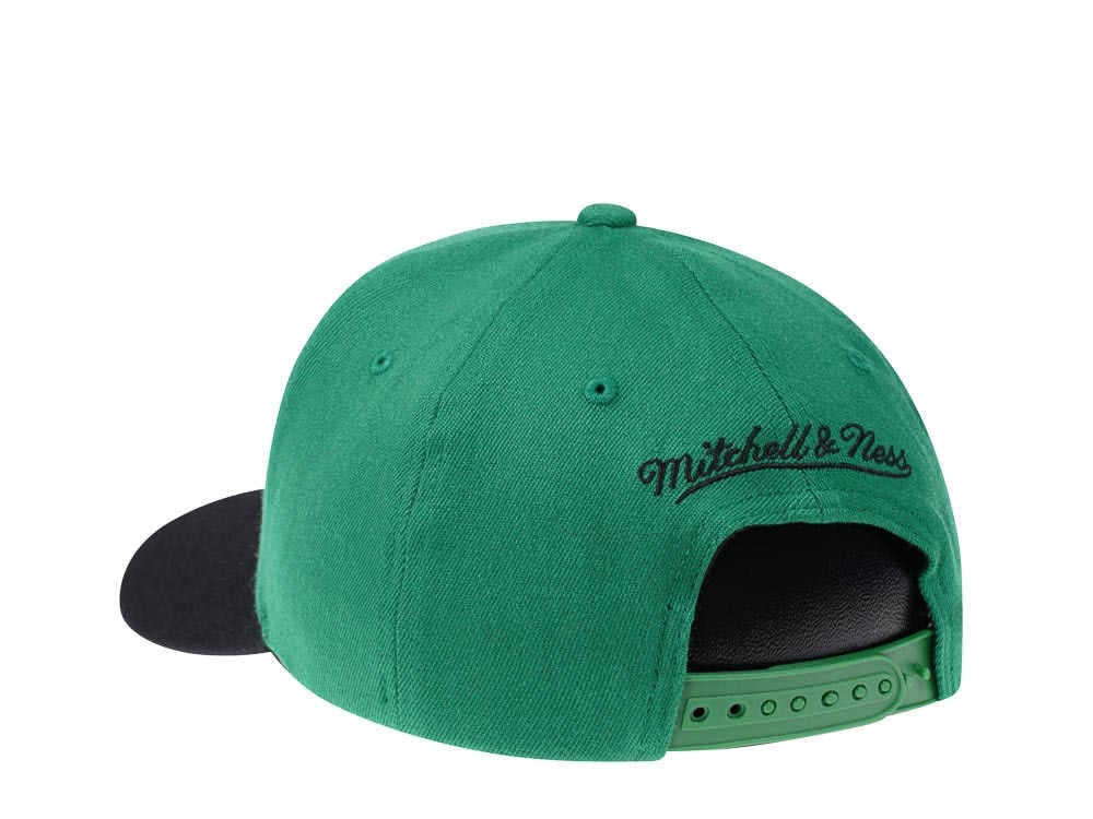 Mitchell & Ness Boston Celtics Two Tone Red Line Solid Flex Snapback Casquette