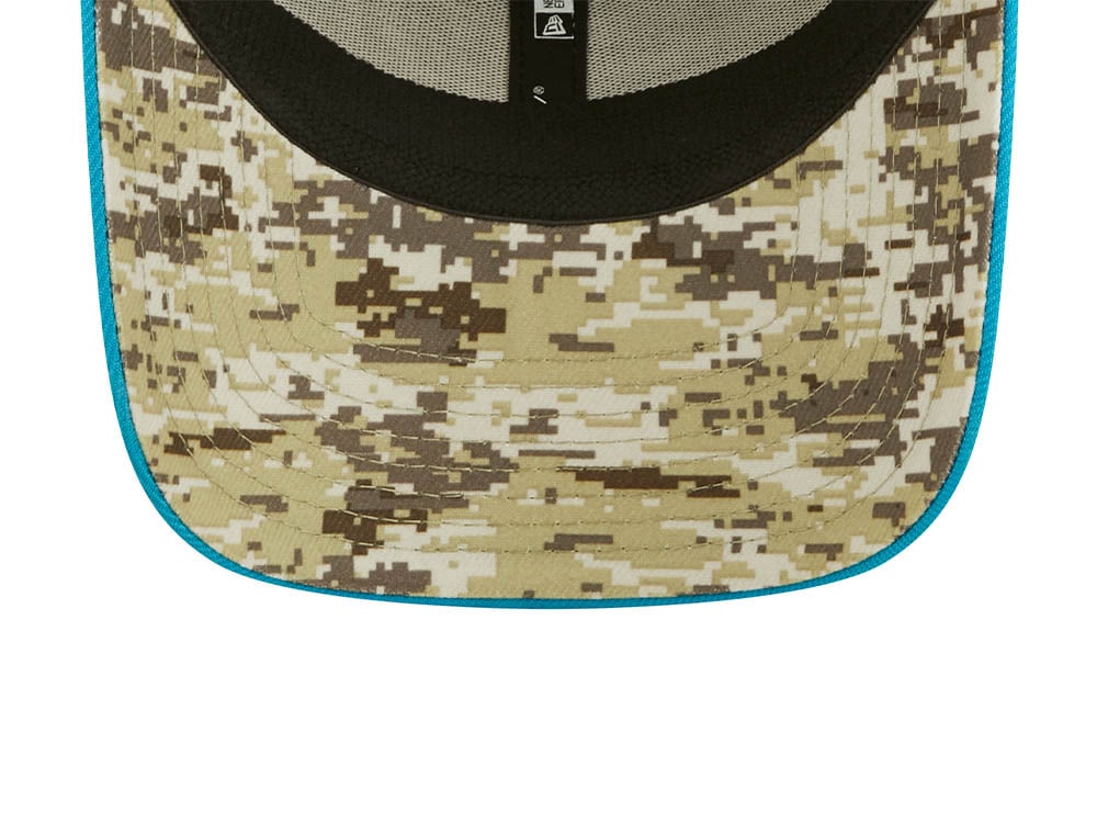 New Era Carolina Panthers Salute to Service 2022 39Thirty Stretch Casquette
