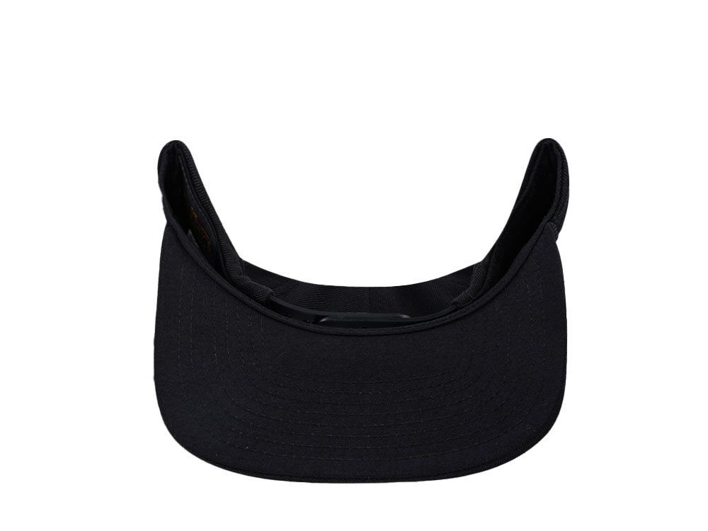 Yupoong Basic Black Snapback Casquette