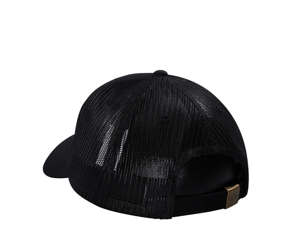 Von Dutch Oval Patch Black Edition Trucker Strapback Casquette