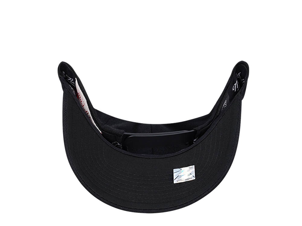 Mitchell & Ness Brooklyn Nets All Black Classic Red Line Flex Snapback Casquette