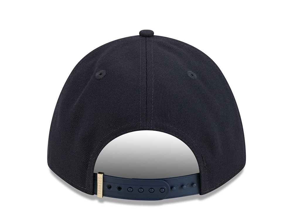 New Era New York Yankees Emblem Navy Prime 9Forty A Frame M Crown Snapback Casquette