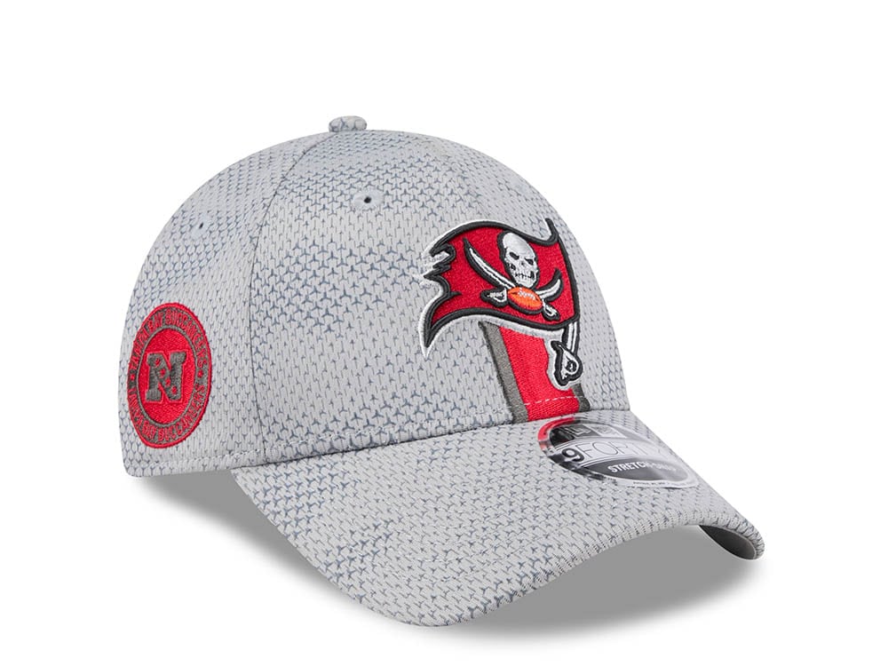 New Era Tampa Bay Buccaneers Sideline 2024 9Forty Stretch Snapback Casquette