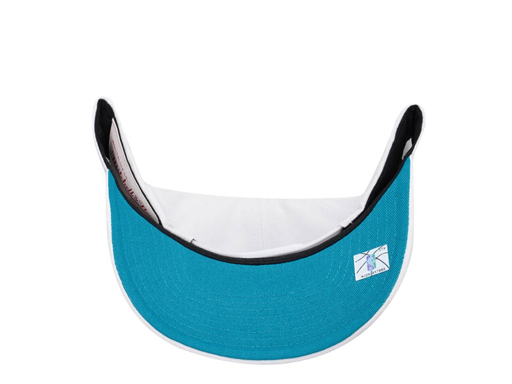 Mitchell & Ness Charlotte Hornets All in Pro White Snapback Casquette
