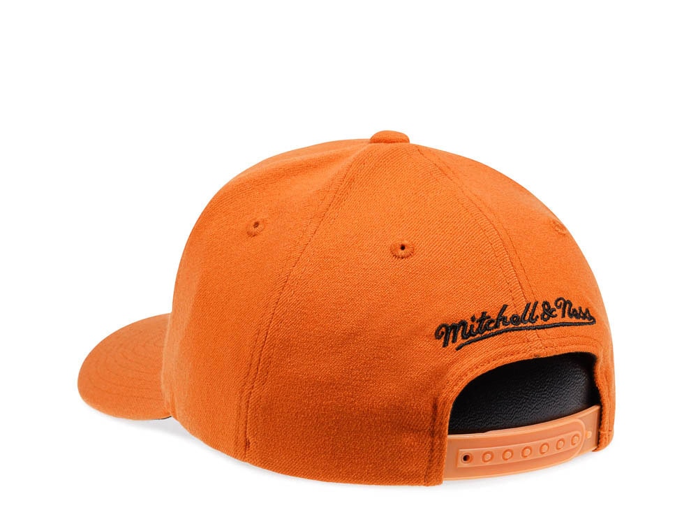 Mitchell & Ness Milwaukee Bucks Dark Cast Red Line Flex Snapback Casquette