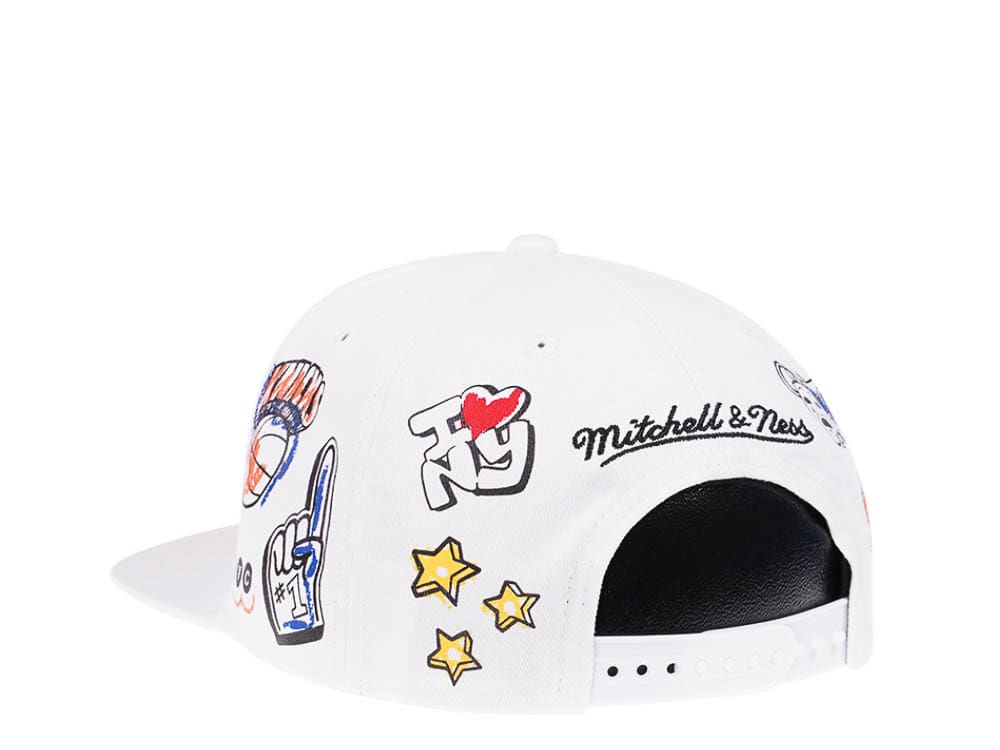 Mitchell & Ness New York Knicks White Hand Drawn Snapback Casquette