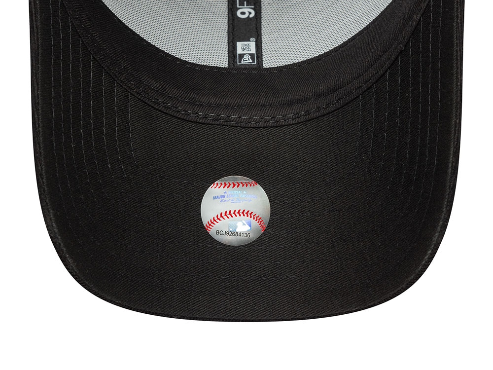 New Era New York Yankees Cord Flawless Black Edition 9Forty Strapback Casquette