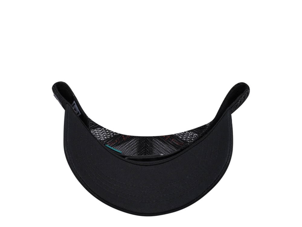 Capslab Fantastic Beasts Dragon Black Trucker Snapback Casquette