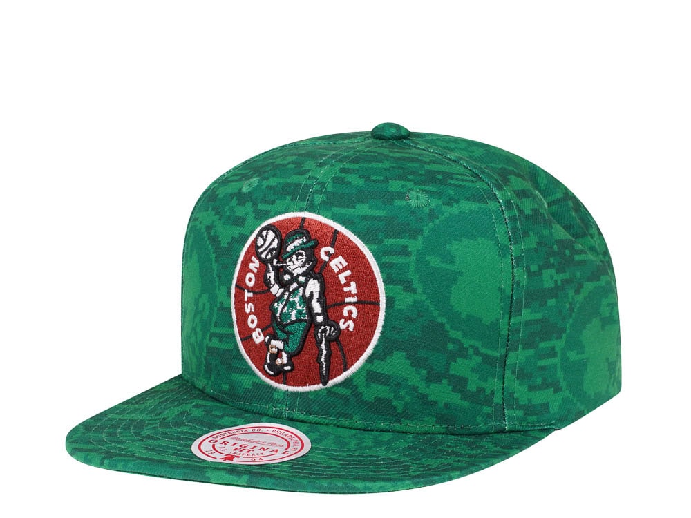 Mitchell & Ness Boston Celtics NBA Team Digi Camo Hardwood Classic Snapback Casquette
