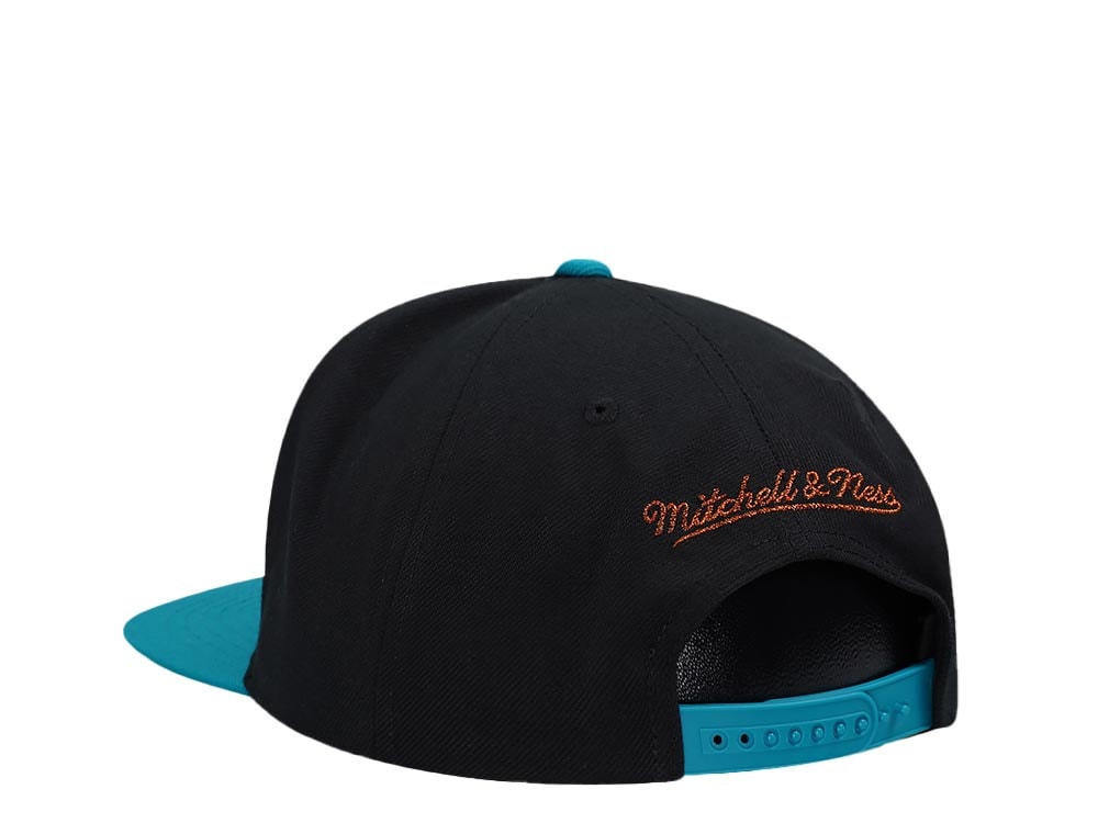 Mitchell & Ness Charlotte Hornets 10th Anniversary Make Cents Black Two Tone Hardwood Classic Snapback Casquette