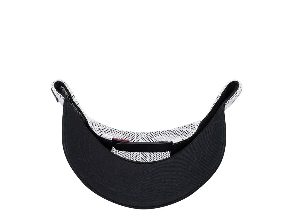 Capslab Hunter x Hunter Killua Trucker Snapback Casquette