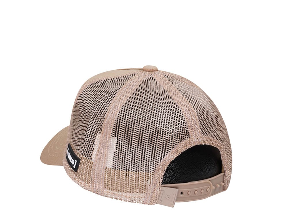 Capslab Looney Tunes Wile E. Coyote Trucker Snapback Casquette