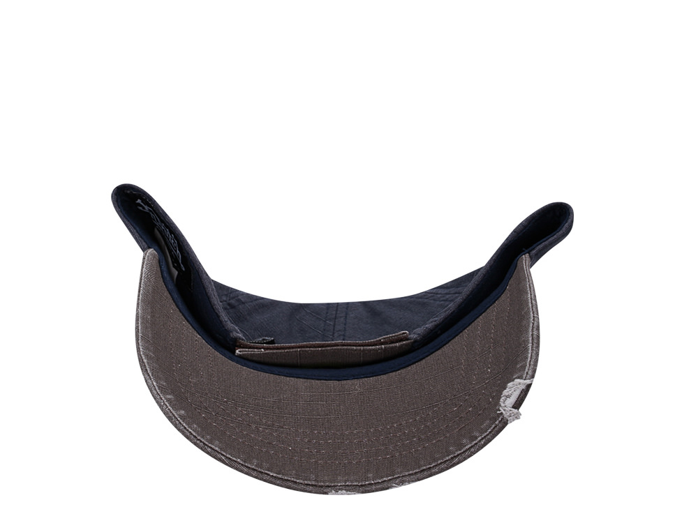 Von Dutch Oval Patch Kids Edition Strapback Casquette