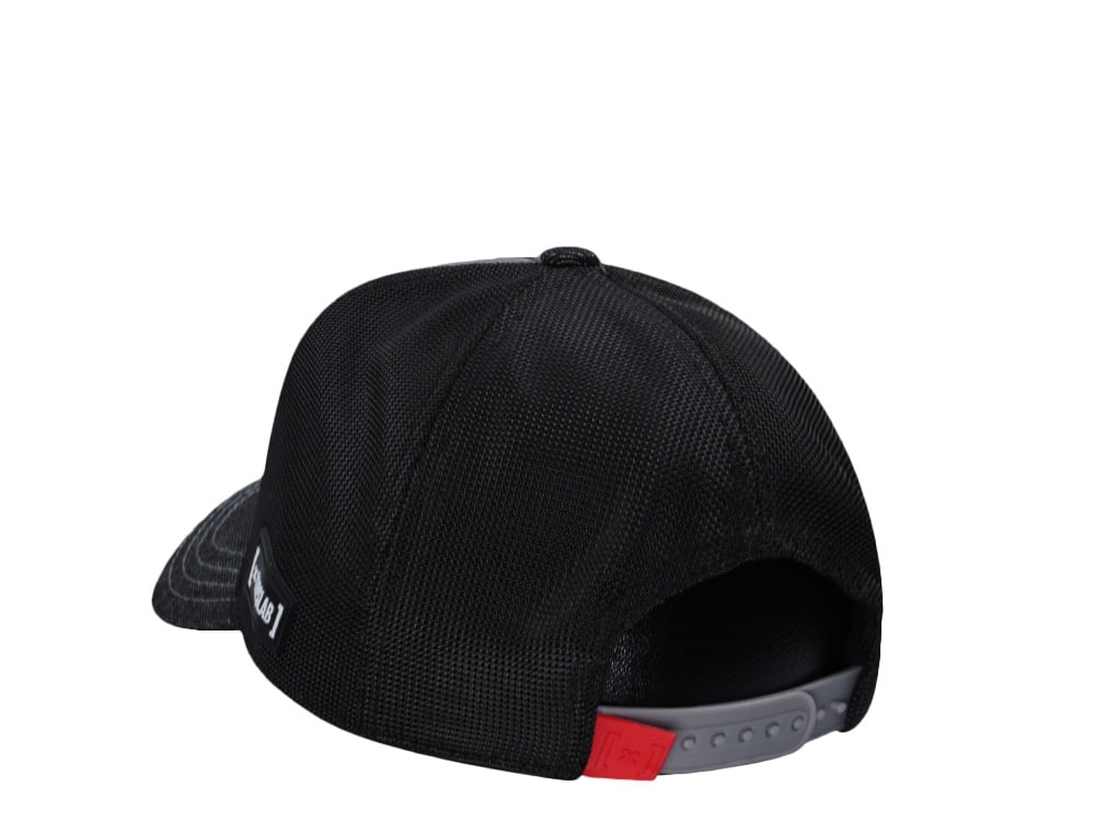 Capslab Looney Tunes Bugs Bunny Vintage Trucker Snapback Casquette