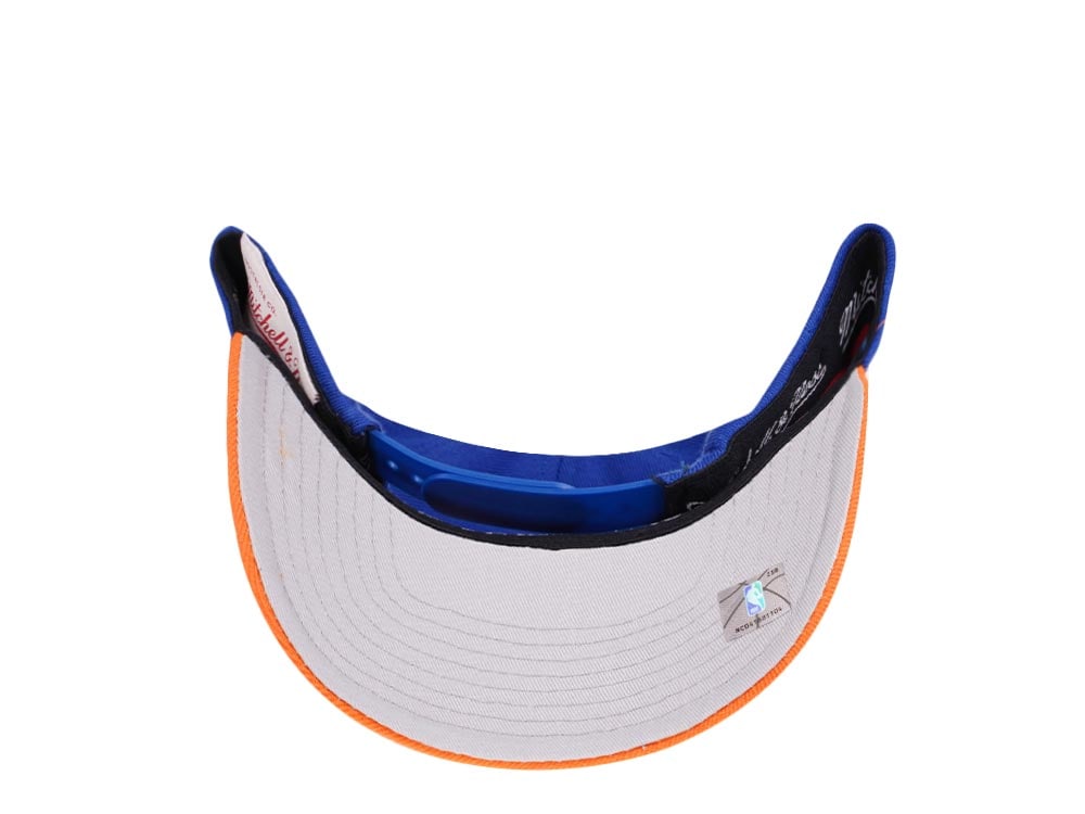 Mitchell & Ness New York Knicks Team Two Tone Red Line Solid Flex Snapback Casquette