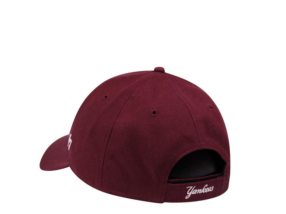 47Brand New York Yankees Classic Maroon Strapback Casquette