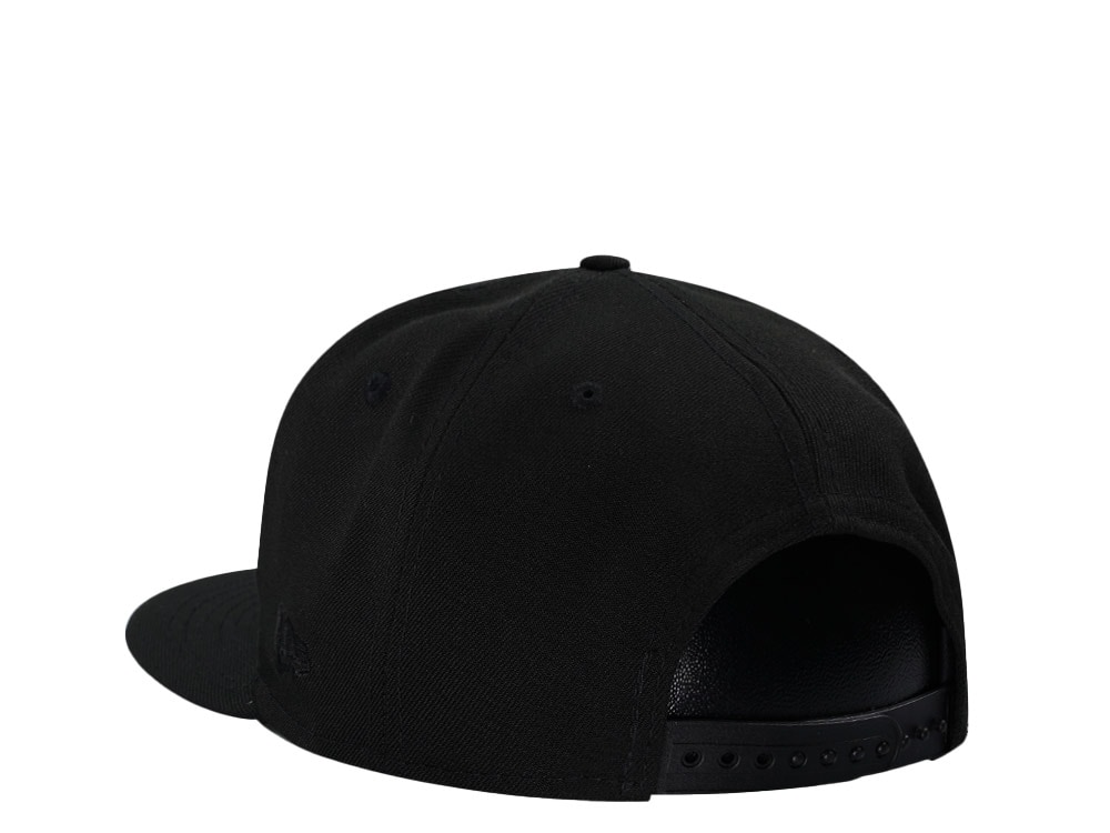 New Era Philadelphia 76ers All Black Edition 9Fifty Snapback Casquette