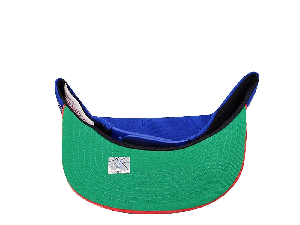 Mitchell & Ness Philadelphia 76ers Patch Overload Hardwood Classic Snapback Casquette