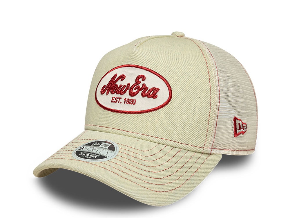 New Era Oval Patch Beige 9Forty Womens Trucker Snapback Casquette