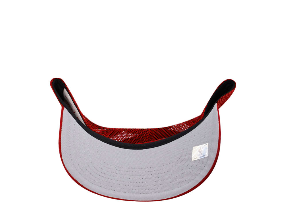 Mitchell & Ness Chicago Bulls Red Trucker Adjustable Fit Snapback Casquette