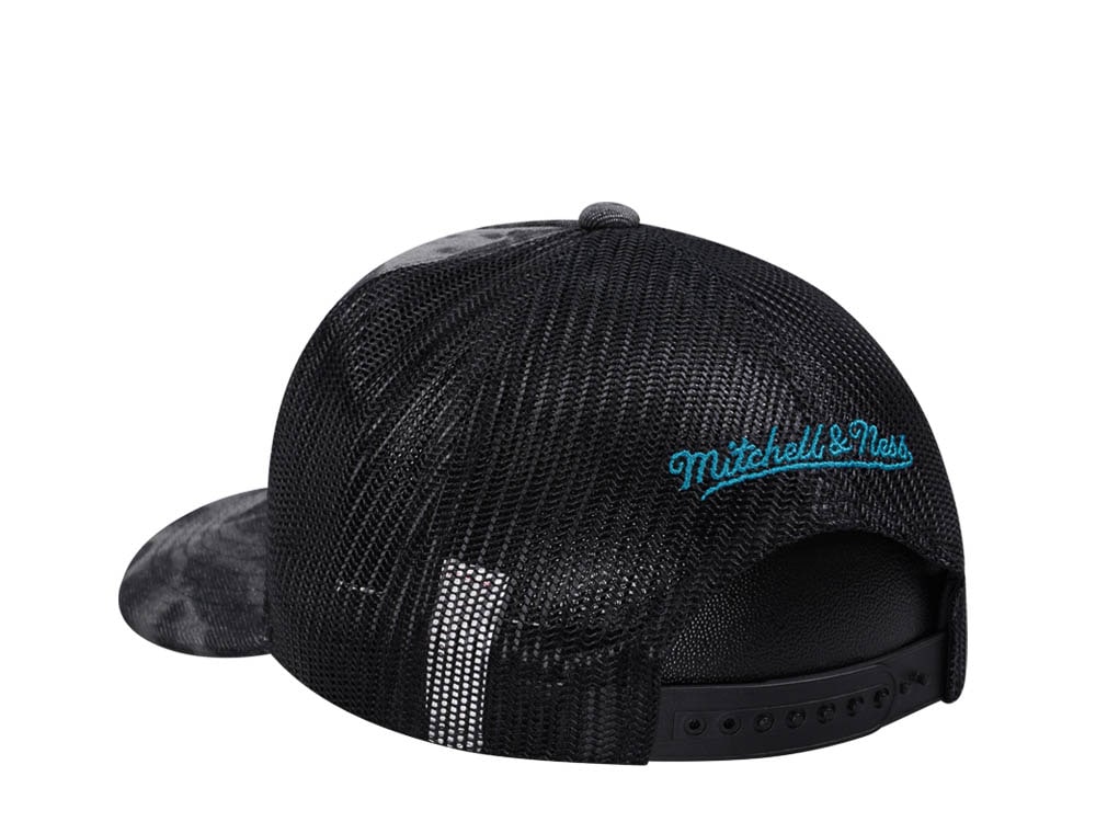 Mitchell & Ness Charlotte Hornets Burnt Ends Black Trucker Snapback Casquette
