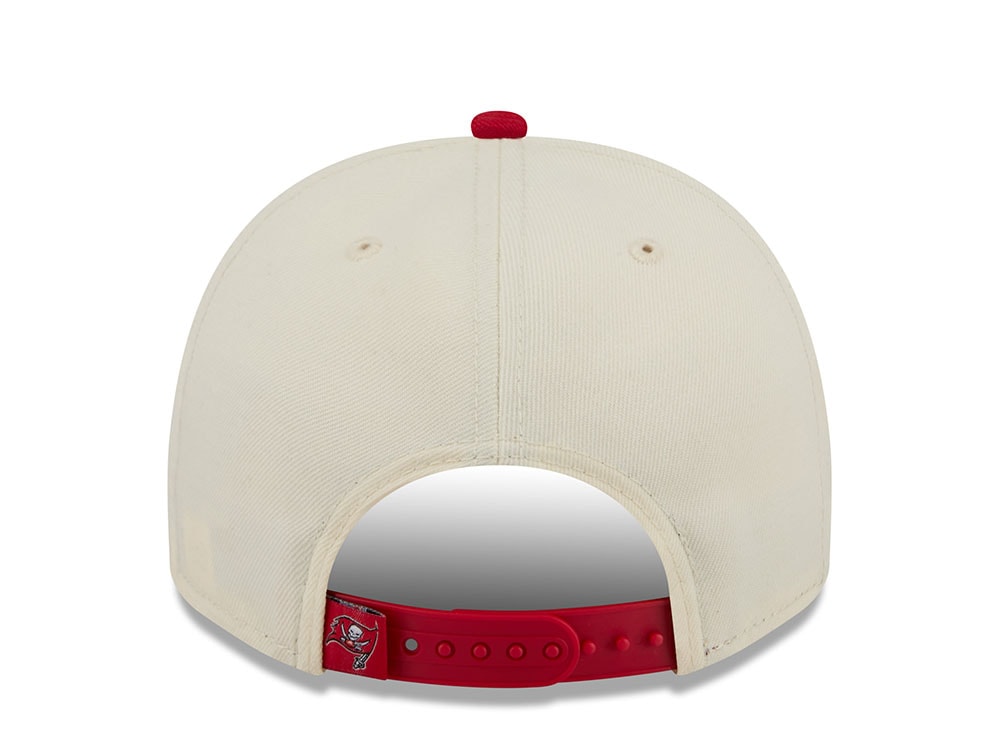 New Era Tampa Bay Buccaneers 1975 Classic Chrome Edition 9Fifty A Frame Snapback Casquette