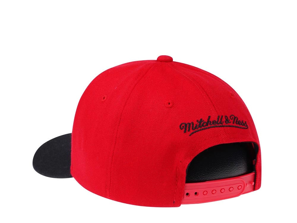 Mitchell & Ness Atlanta Hawks Two Tone Red Line Solid Flex Snapback Casquette