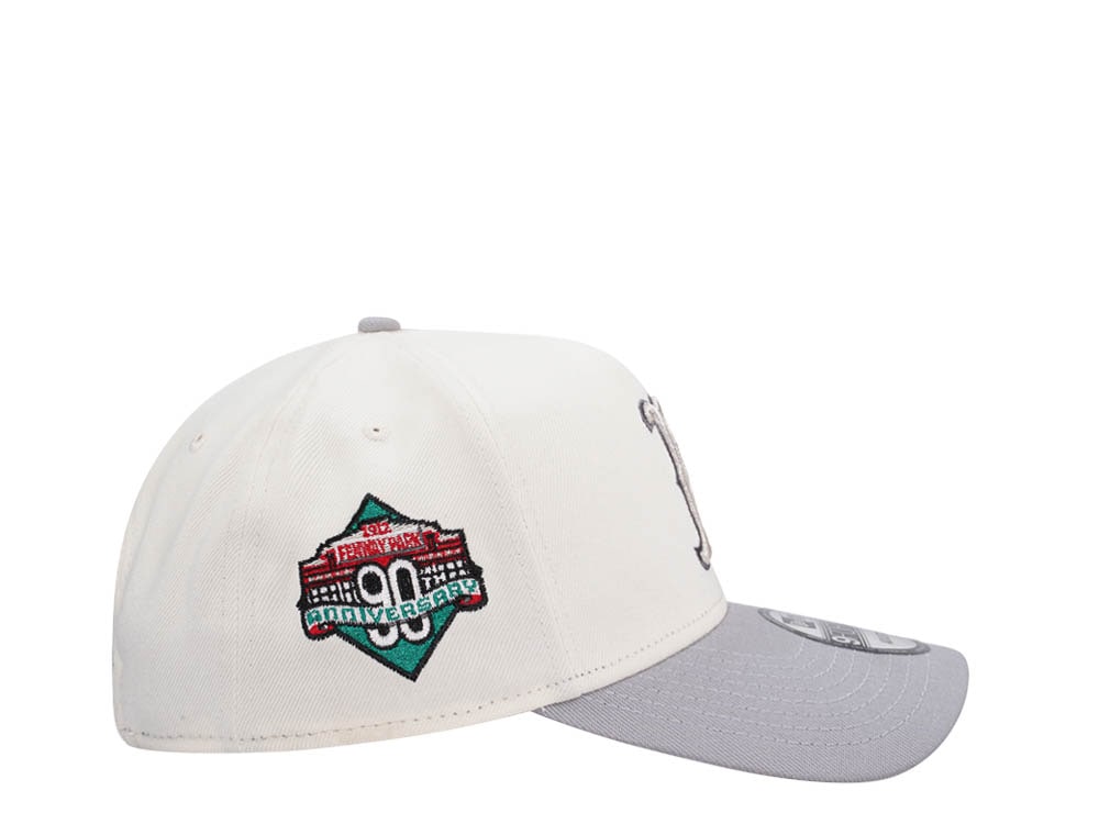New Era Boston Red Sox 90th Anniversary Chrome Metallic Two Tone Edition 9Forty A Frame Snapback Casquette