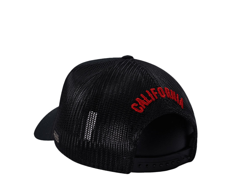 Von Dutch Love Patch Black Trucker Snapback Casquette