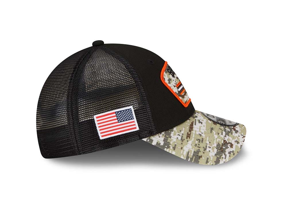 New Era Cleveland Browns Salute to Service 21 9Forty Trucker Snapback Casquette