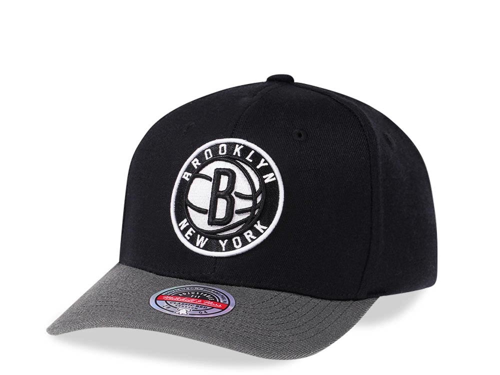 Mitchell & Ness Brooklyn Nets Two Tone Red Line Solid Flex Snapback Casquette
