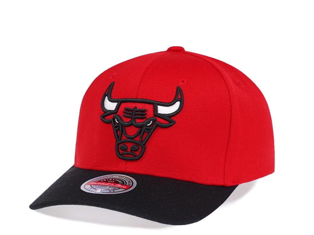 Mitchell & Ness Chicago Bulls Team Two Tone Red Line Solid Flex Snapback Casquette