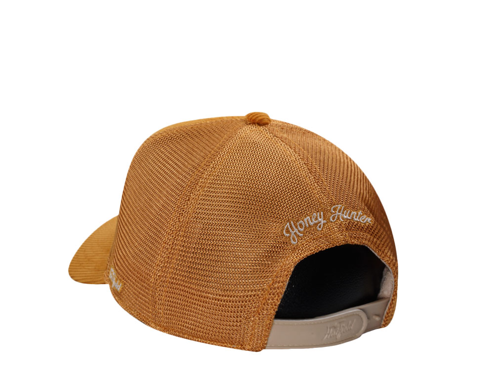 Hatfield Bear Honey Hunter Brown Corduroy Trucker Snapback Casquette