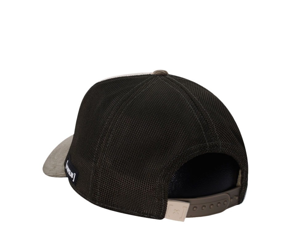 Capslab Superman World Beige Trucker Snapback Casquette