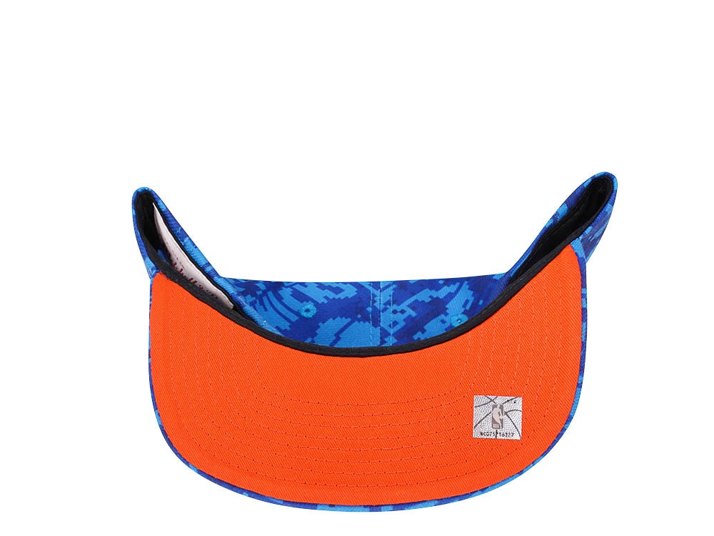 Mitchell & Ness New York Knicks NBA Team Digi Camo Hardwood Classic Snapback Casquette