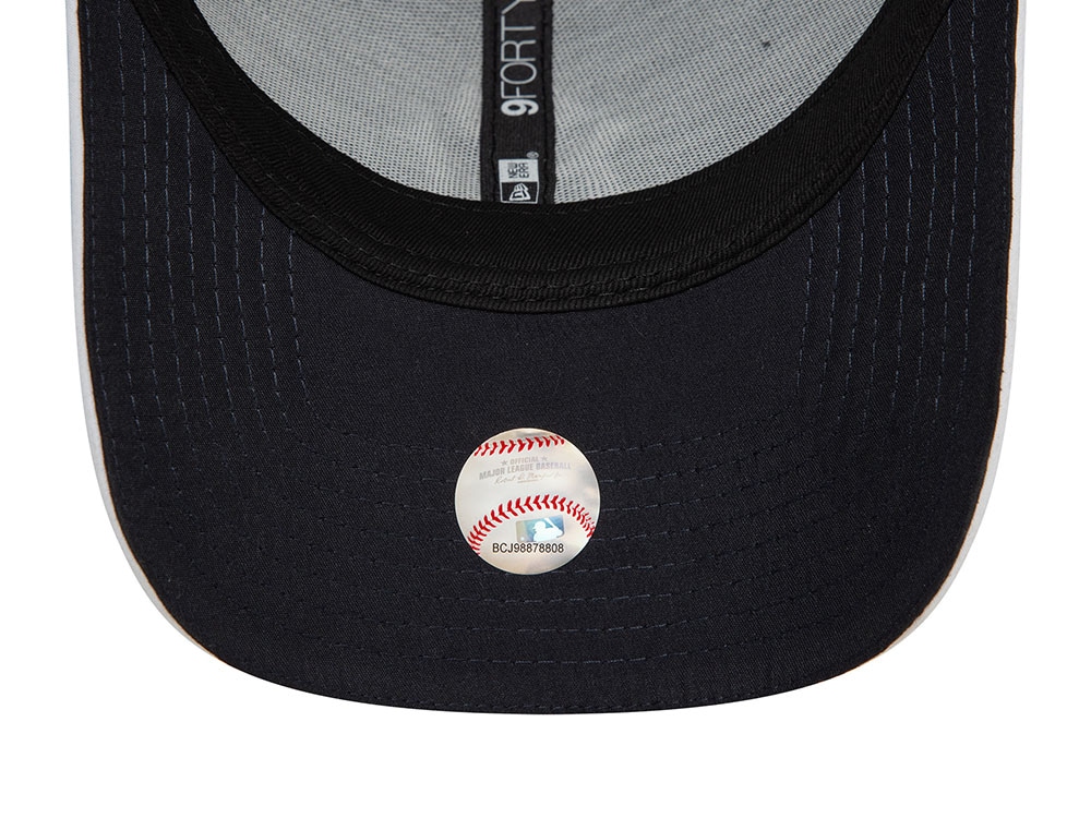 New Era New York Yankees Microfibre Navy Edition 9Forty Strapback Casquette