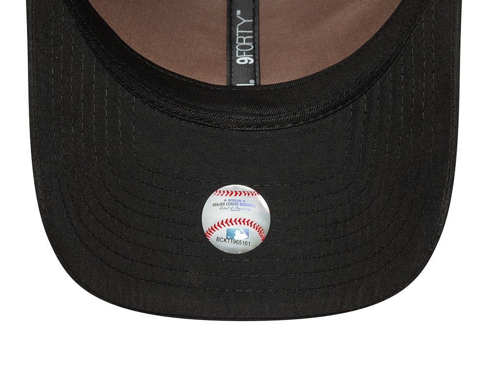 New Era New York Yankees Black Tonal Flawless 9Forty Strapback Casquette