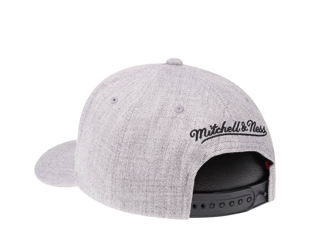 Mitchell & Ness Brooklyn Nets Heather Gray Red Line Solid Flex Snapback Casquette