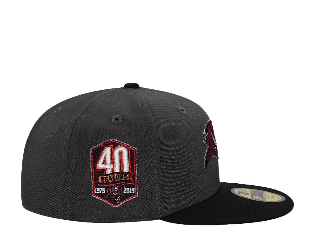 New Era Tampa Bay Buccaneers 40 Seasons Metallic Graphite Two Tone Edition 59Fifty Fitted Casquette