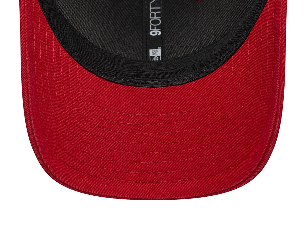 New Era Vespa 80th Anniversary Red Edition 9Forty M Crown Snapback Casquette