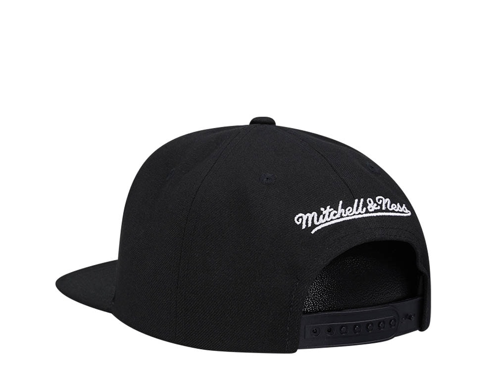 Mitchell & Ness San Antonio Spurs Conference Patch Black Snapback Casquette