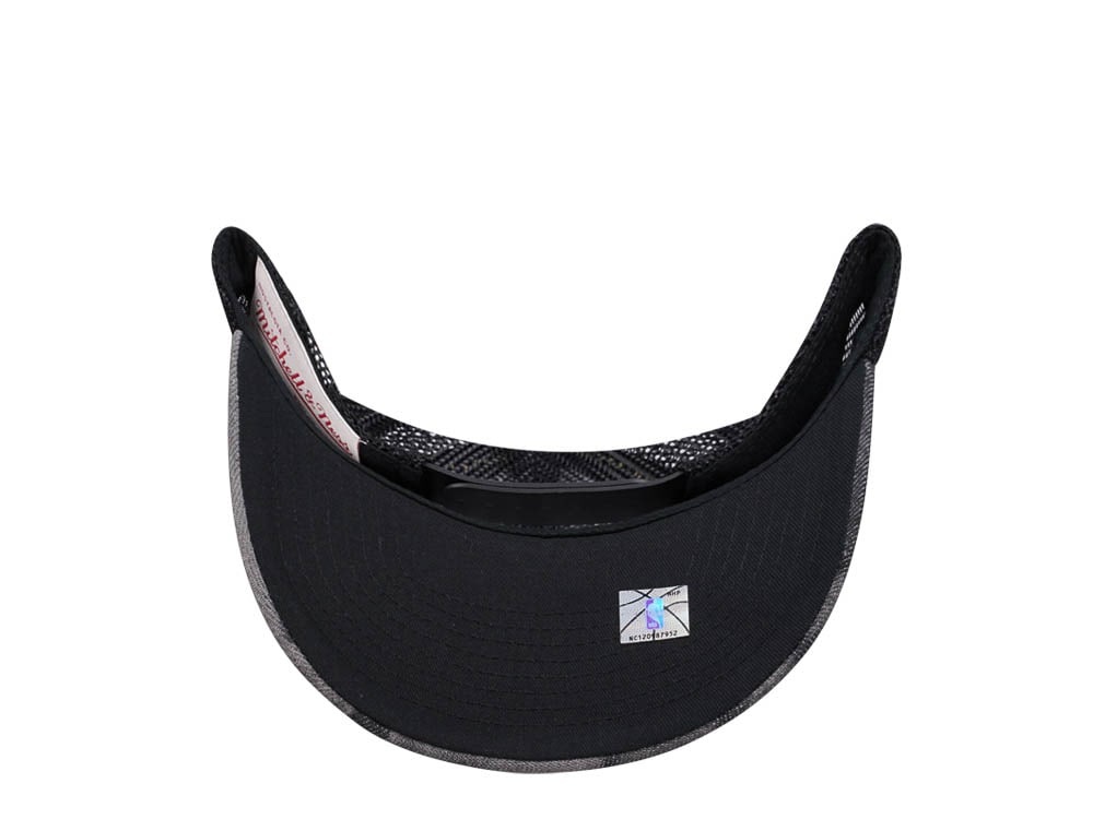Mitchell & Ness Brooklyn Nets Burnt Ends Black Trucker Snapback Casquette
