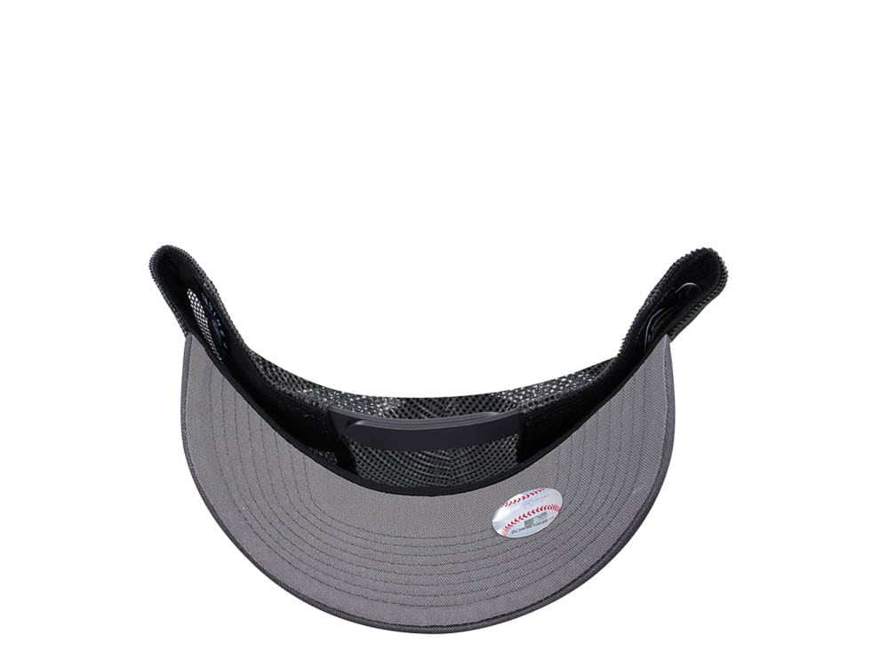 47Brand New York Yankees Charcoal Ballpark Mesh MVP Trucker Snapback Casquette