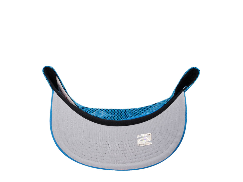 Mitchell & Ness Dallas Mavericks Blue Trucker Adjustable Fit Snapback Casquette