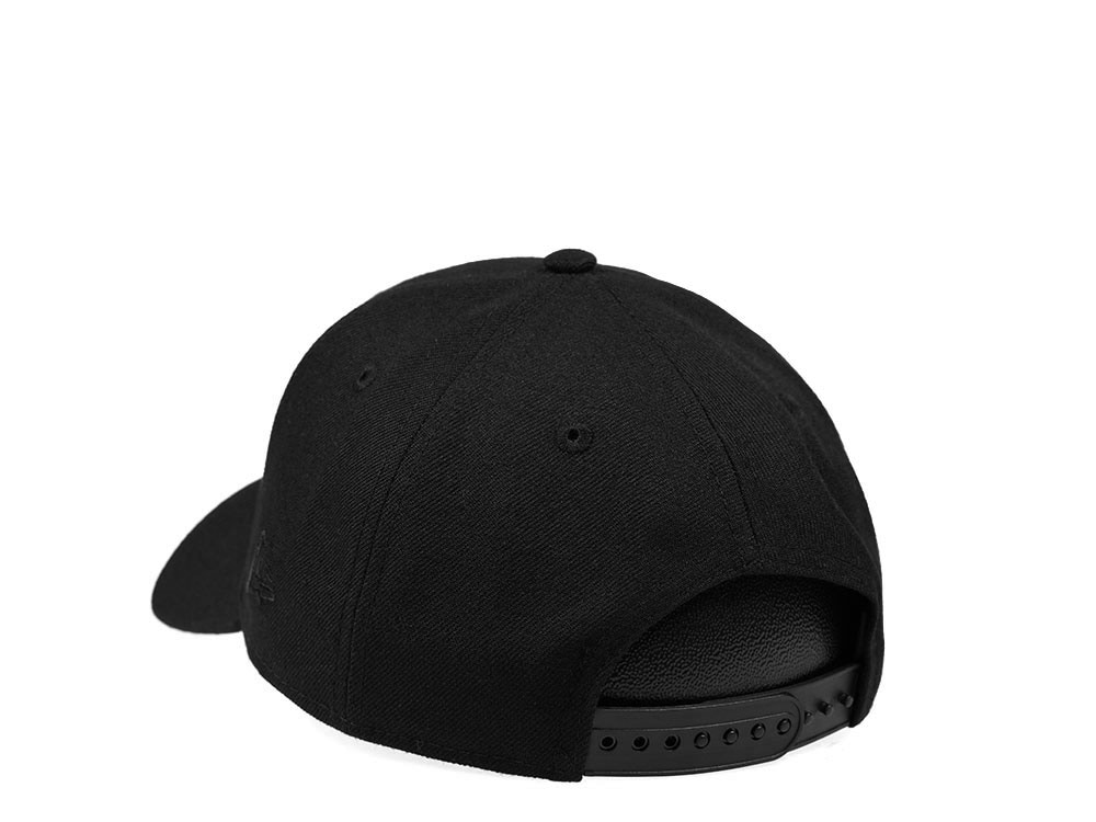 New Era Philadelphia Phillies Black on Black Edition 9Forty Snapback Casquette