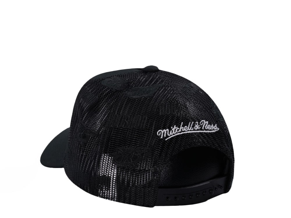 Mitchell & Ness Houston Rockets Black Monogram Trucker Edition Snapback Casquette