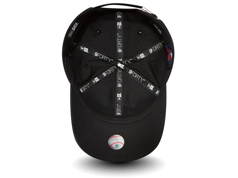New Era New York Yankees Black Flawless 9Forty Strapback Casquette