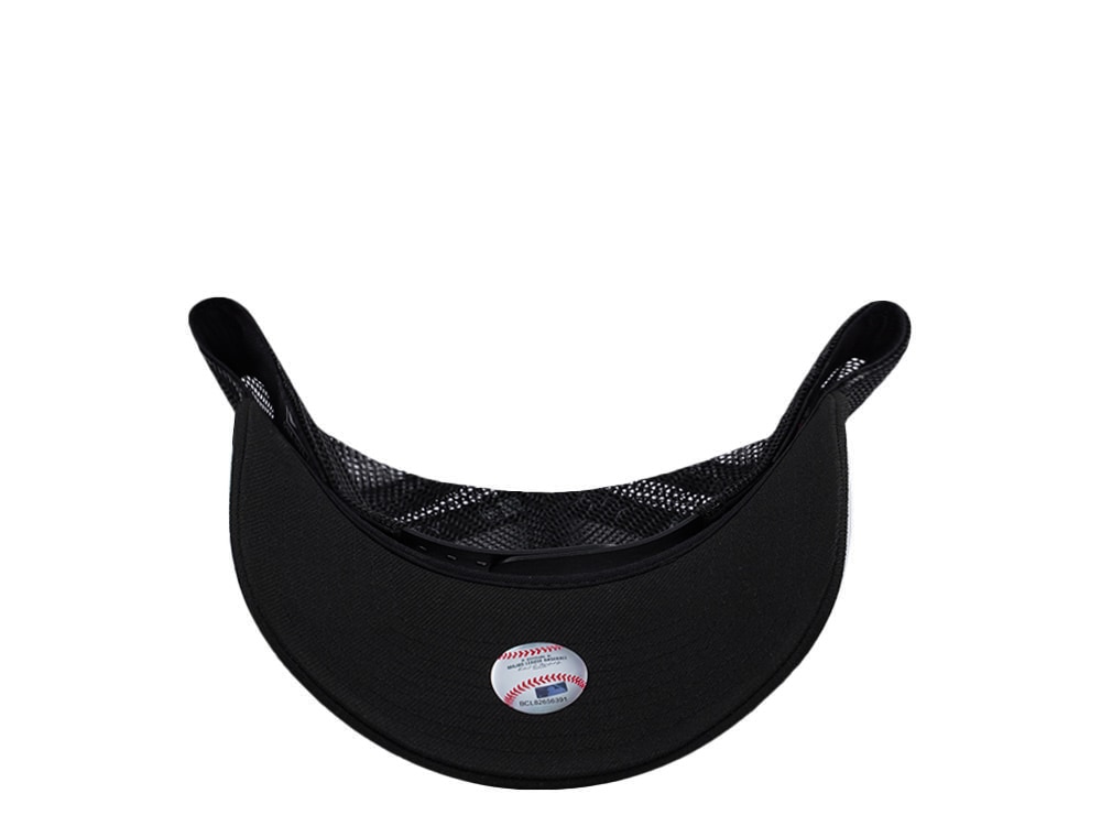 New Era Seattle Mariners Black On Black Edition 9Forty A Frame Trucker Snapback Casquette