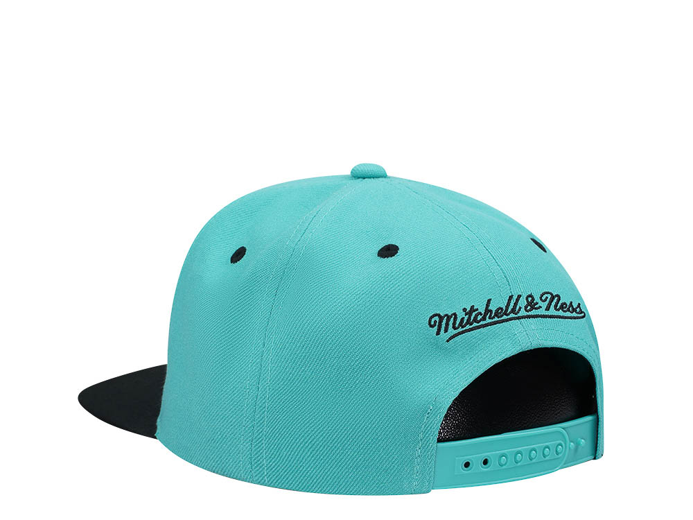 Mitchell & Ness San Antonio Spurs Breakthrough Two Tone Snapback Casquette